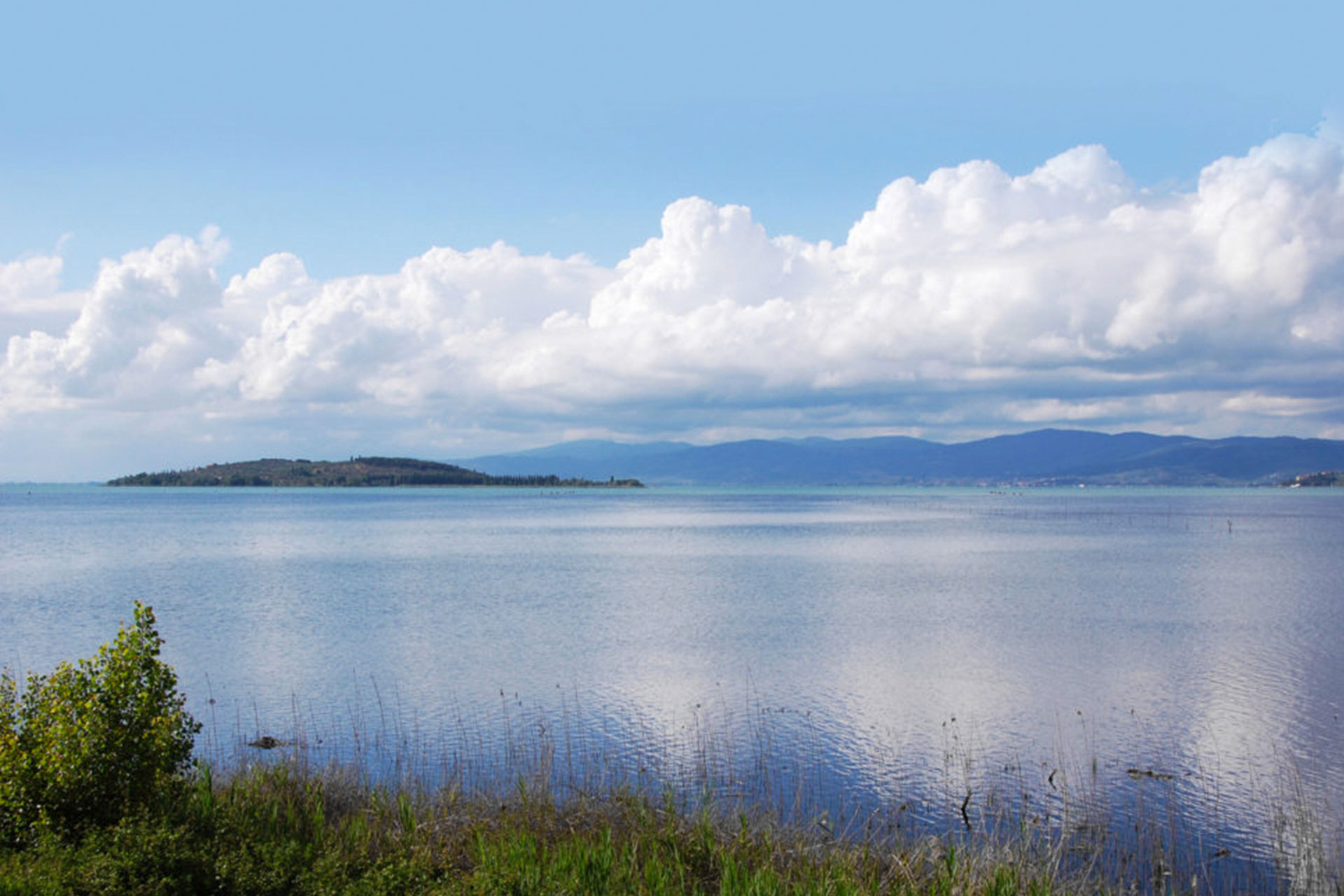 Quanto è Profondo Il Lago Trasimeno