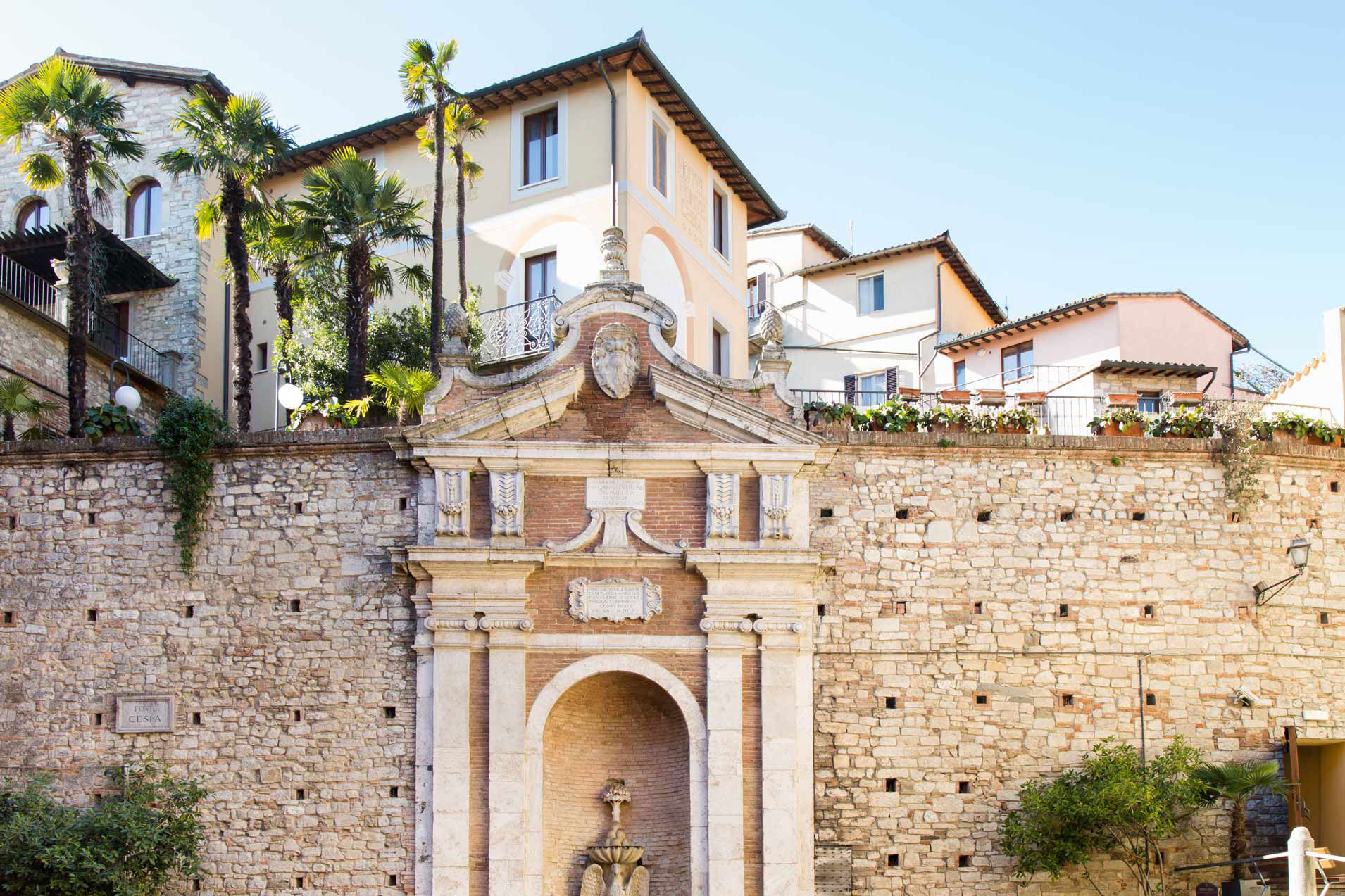 hotel todi fontecesia